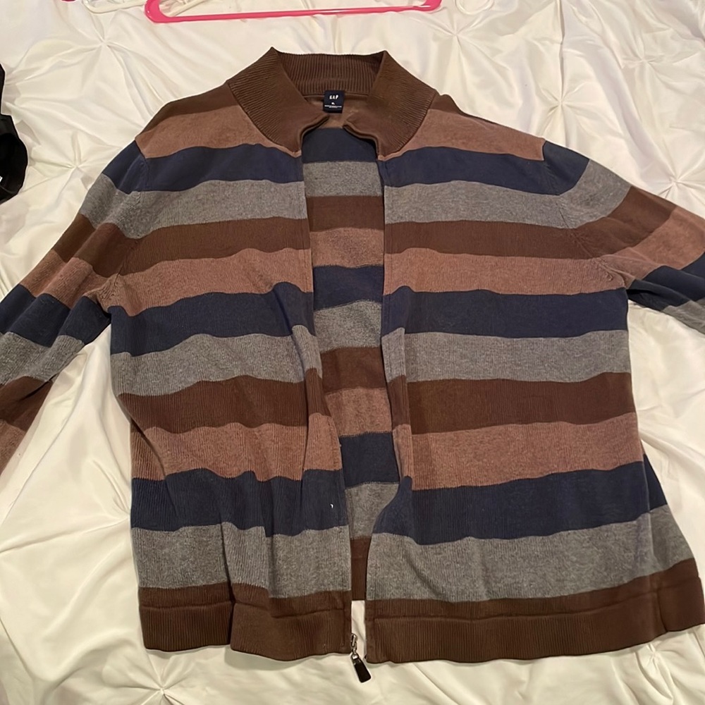 Gap full zip sweater, Size XL.